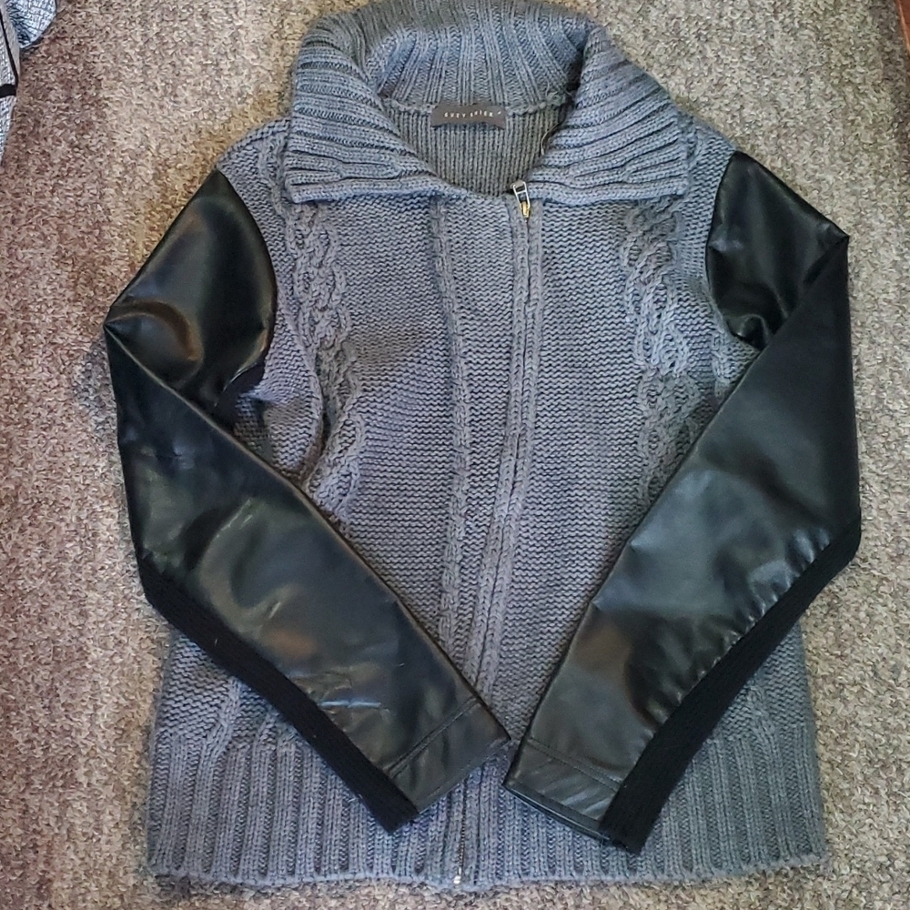 Suzy shier sweater jacket size large